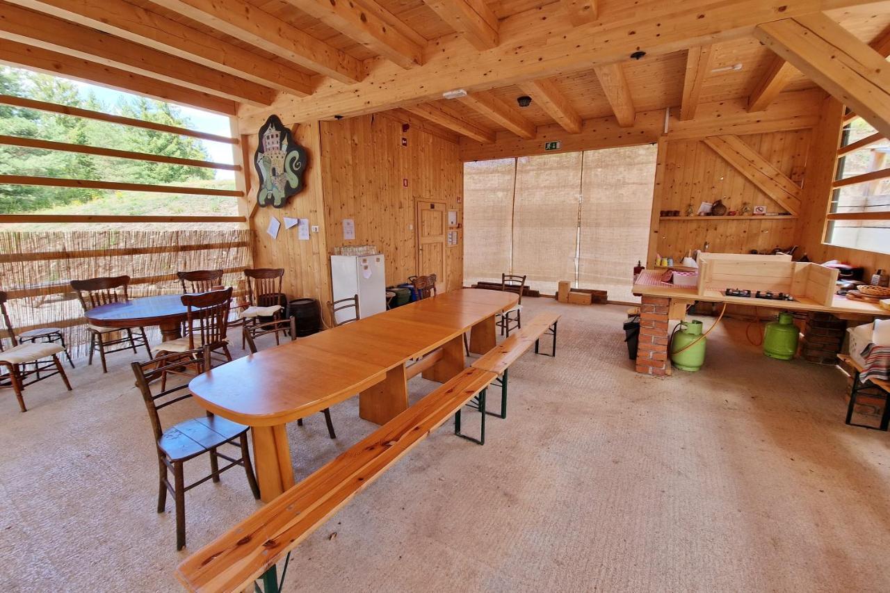 Kamp Beli gaber Hotel Stari Trg pri Lozu Bagian luar foto
